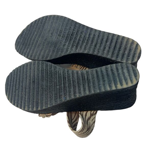 Sbicca Zebra Rhinestoned Wedge Slide Sandals Size 7.5 W - Picture 9 of 10